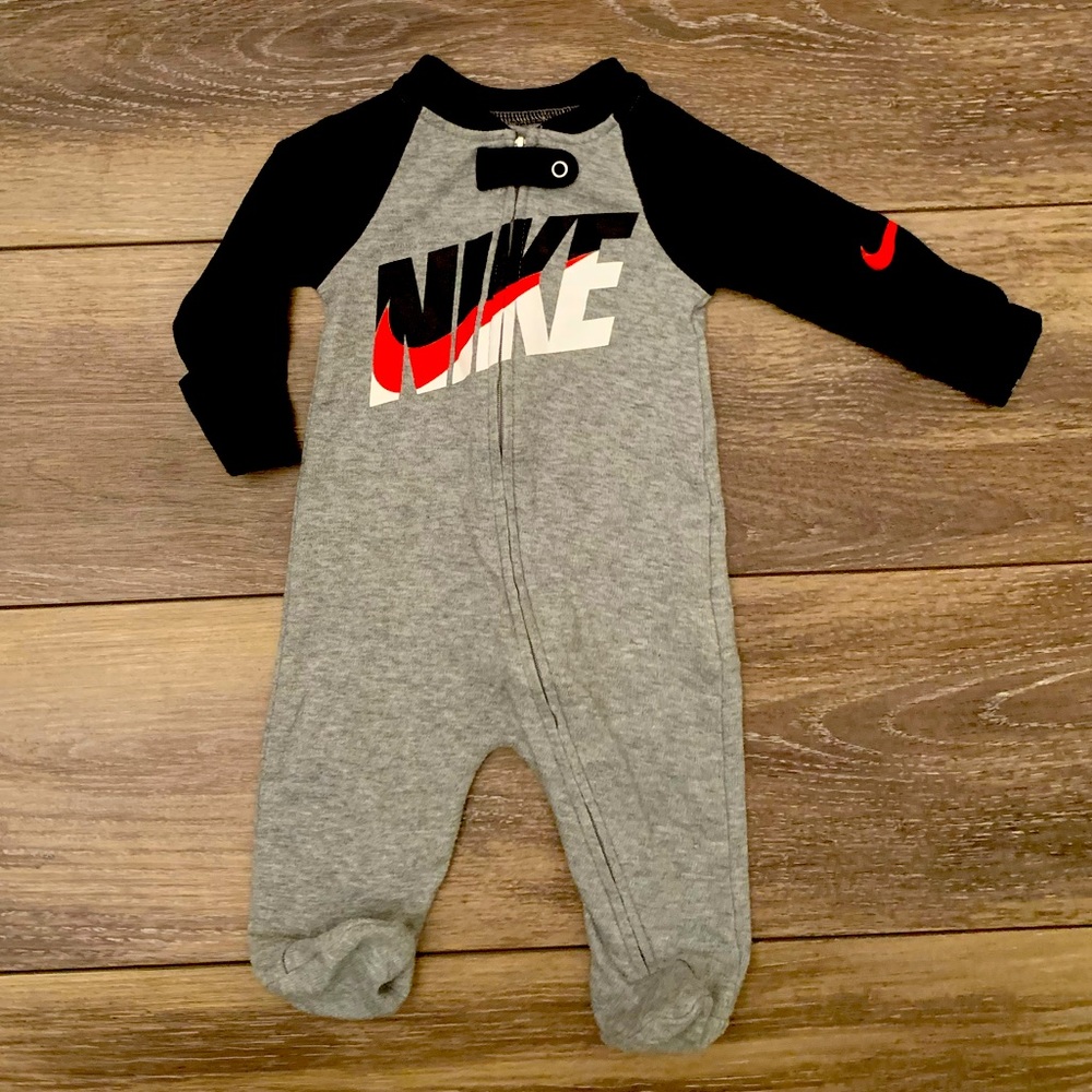 Nike zipper footie - 3M